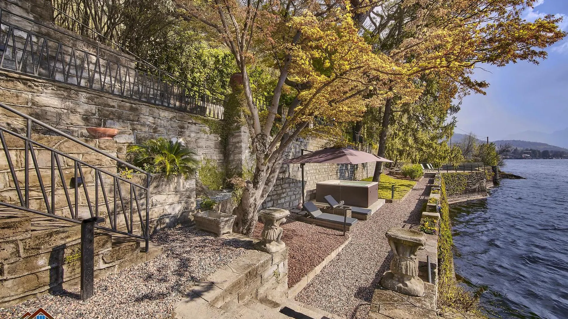 Villa Scoglio Varenna 0*,  Italy