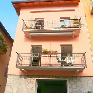 Della Contrada Varenna