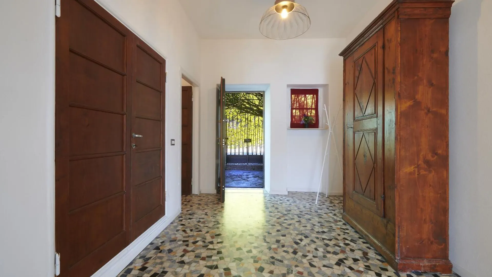 Villa Scoglio Варенна Италия