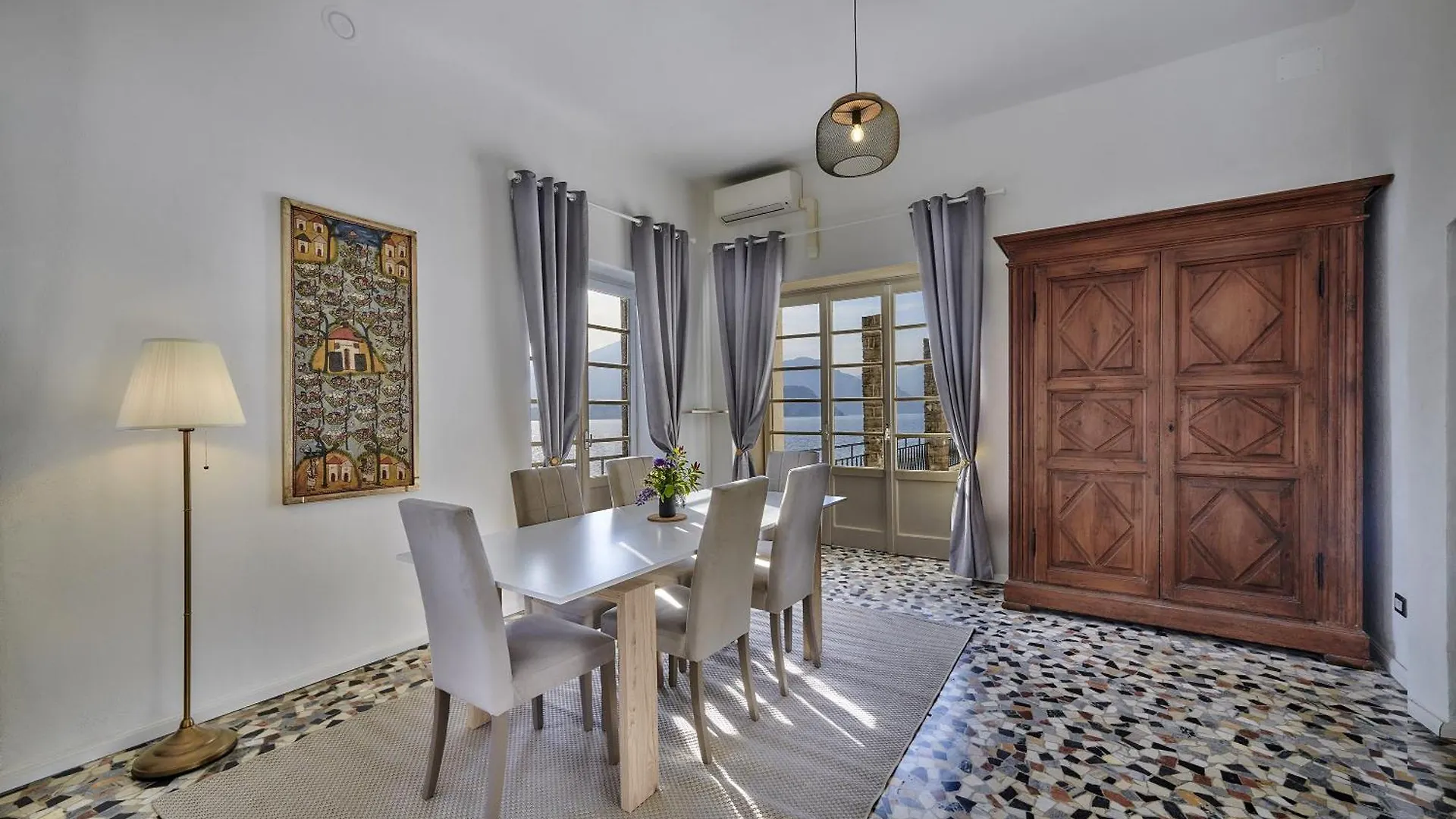 Villa Scoglio Варенна