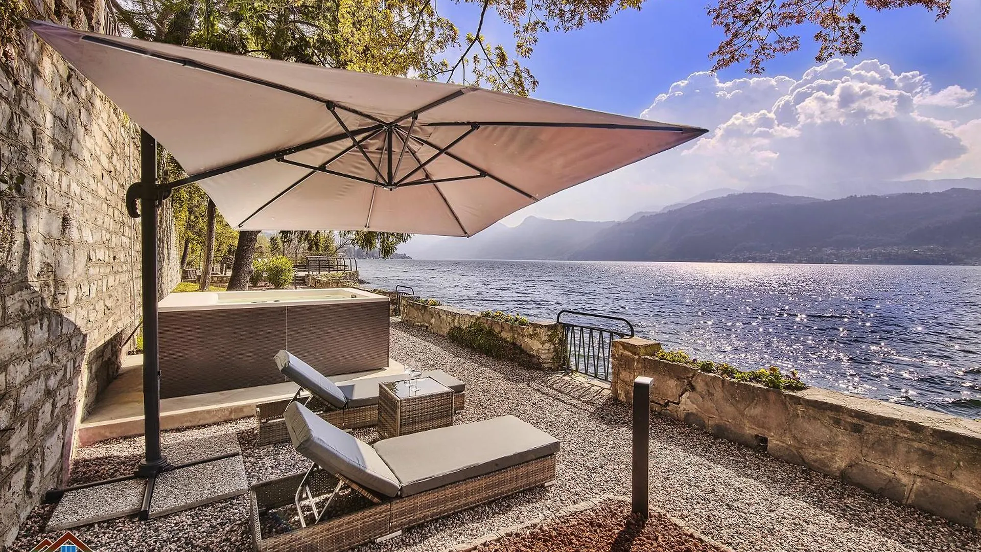 Villa Scoglio Варенна Италия