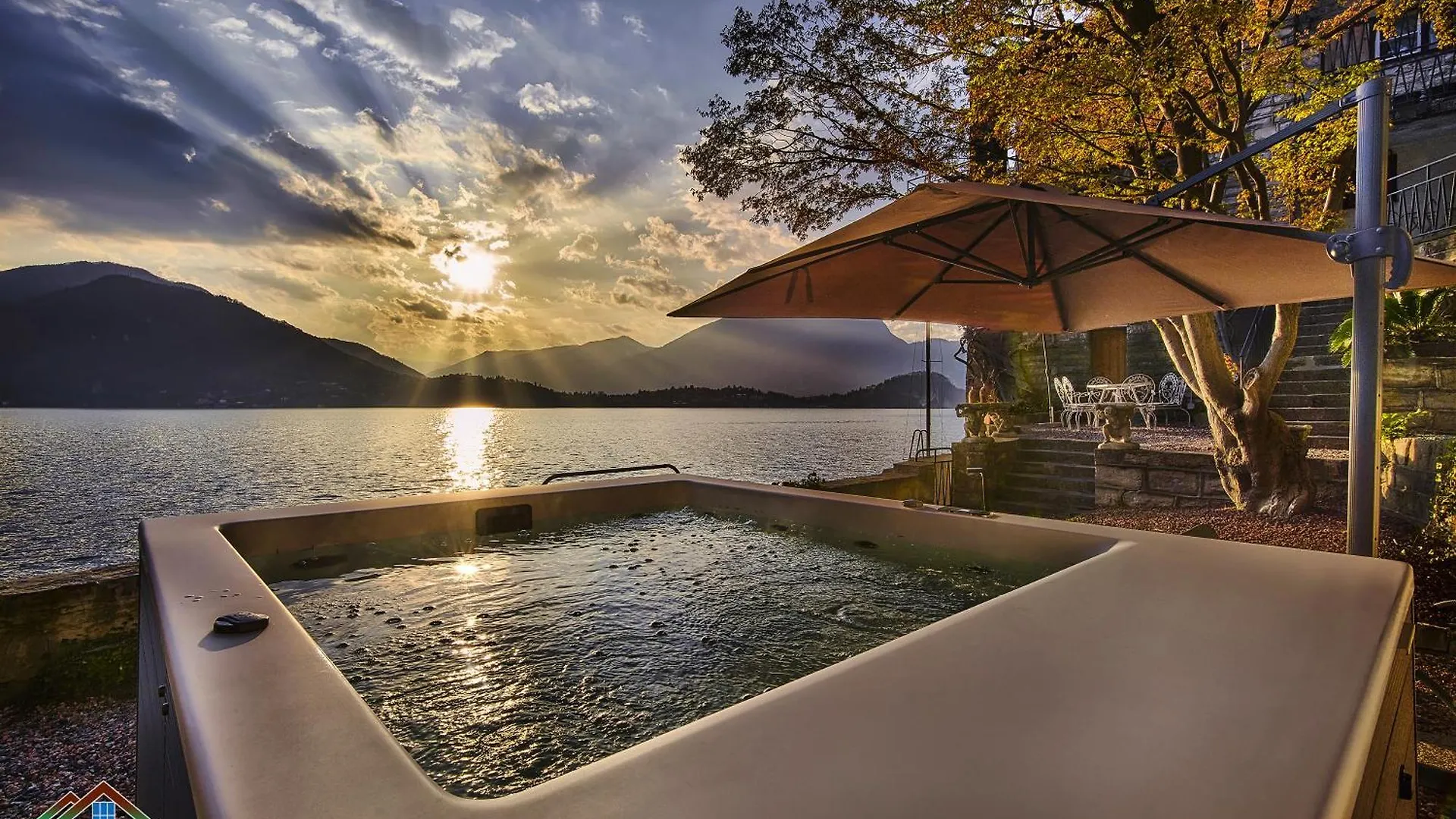 Villa Scoglio Варенна
