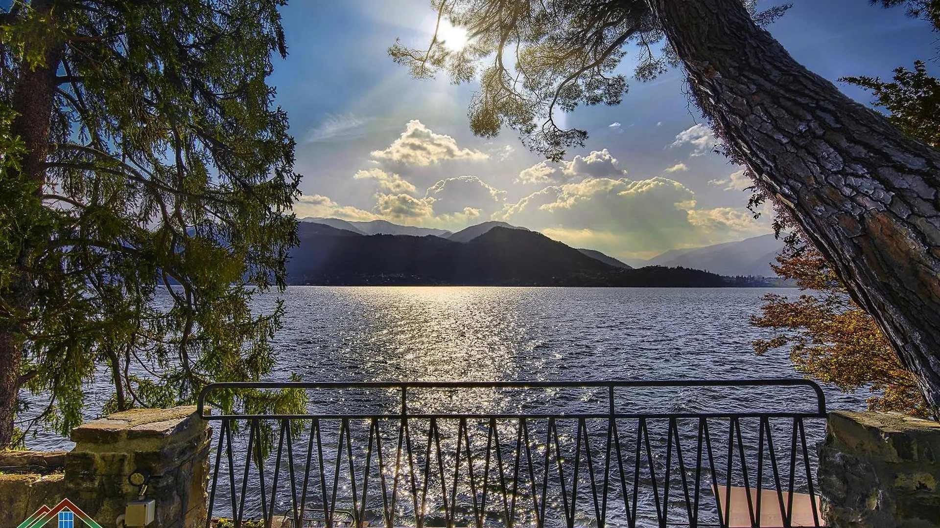 Villa Scoglio Варенна